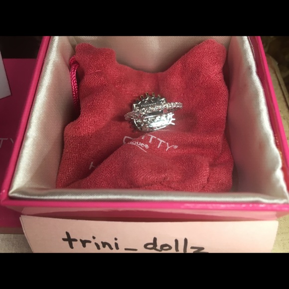 HELLO KITTY Sanrio NWT Diamonique Princess Eternity Ring Size 7 💖 - Picture 7 of 9